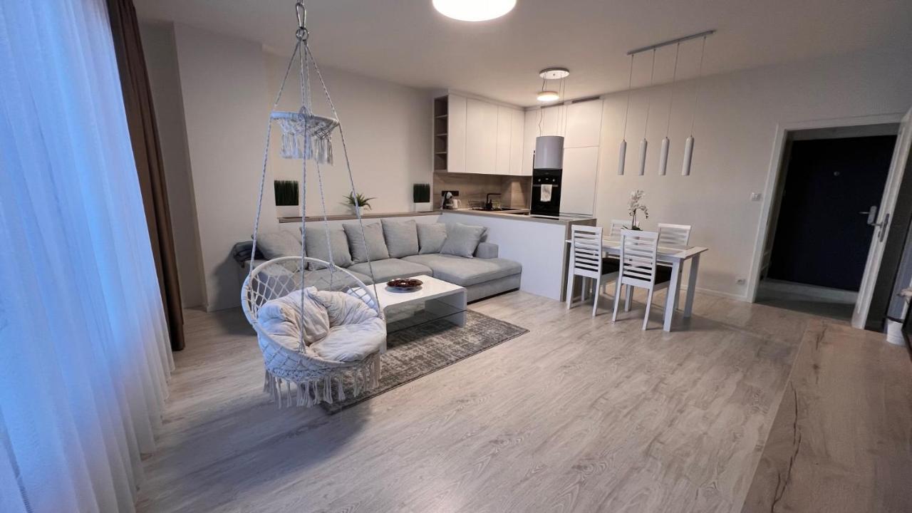 2 Room Apartment, With A View Of The Castle Bratislava Exterior photo